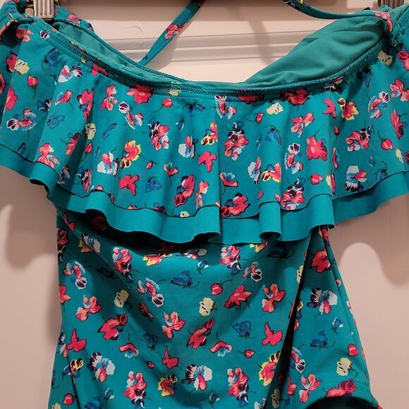 NWT DKNY Ruffle Bandeau Maillot Swimsuit in Lagoon, 10 - Picture 5 of 9